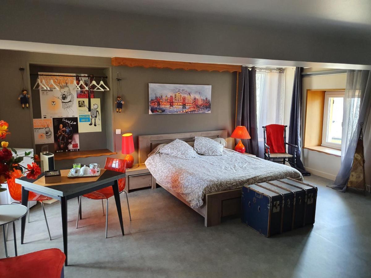 La Ferme De Saint Julien Bed & Breakfast Charleville-Mezieres Bilik gambar